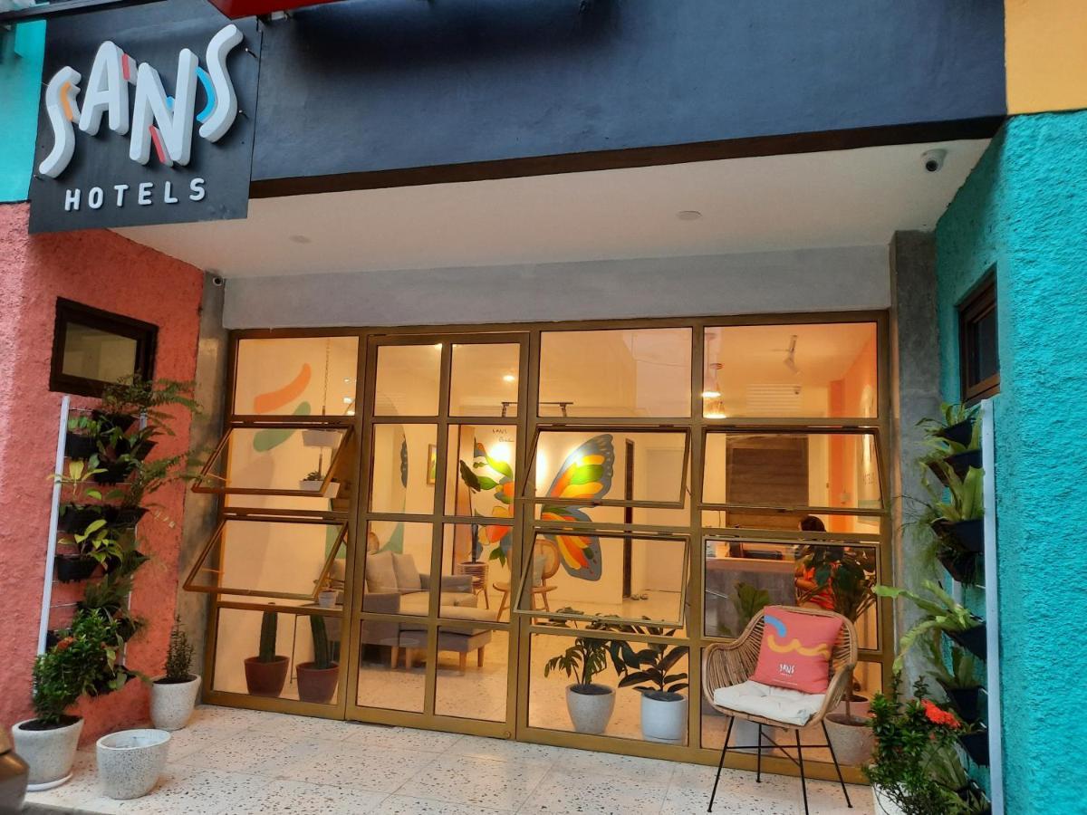 Sans Hotel Andalucia Pasteur בנדונג מראה חיצוני תמונה